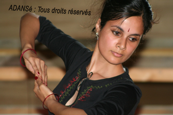 Danse indienne avec Suky : Tous droits rservs