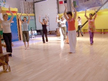 Suky: professeur de danse indienne(Khatak, bollywood style, danse punjabi...) chez adanse : Tous droits rservs